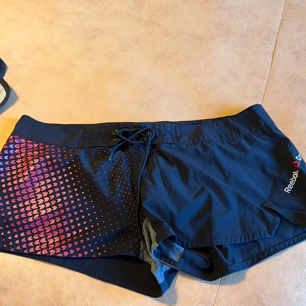 Shorts - Picture 1 of 3